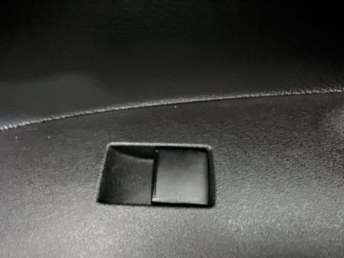 Used 2021 Toyota Corolla SE w/ Carpet Mat Package (TMS) image 30