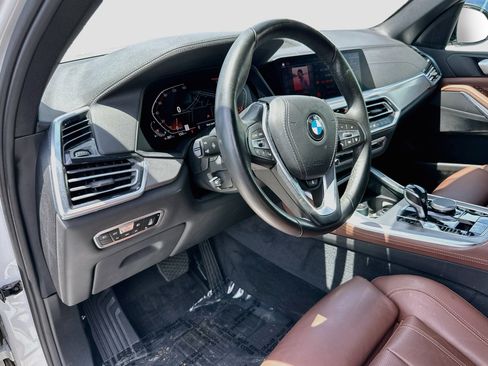 Used 2019 BMW X5 xDrive40i w/ Convenience Package AWD/4WD image 9