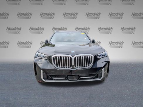Certified 2025 BMW X5 xDrive40i w/ Premium Package image 5