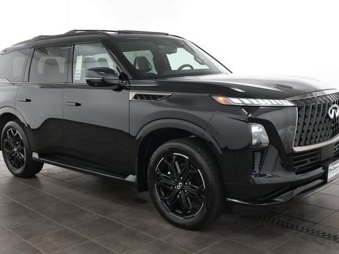 Used 2026 INFINITI QX80 4WD w/ Sport Exterior Package image 8