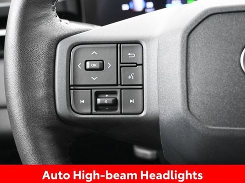 Used 2026 Toyota RAV4 XSE w/ Panoramic Sun Roof Package AWD/4WD image 22