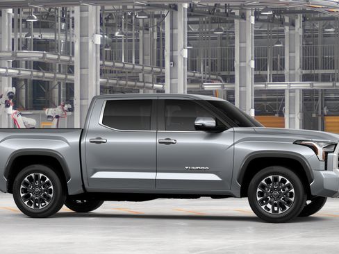 New 2026 Toyota Tundra Limited AWD/4WD image 15