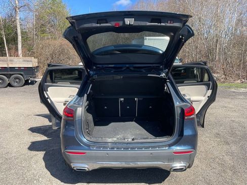 Used 2021 Mercedes-Benz GLA 250 4MATIC image 25