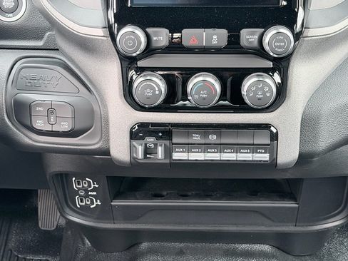 New 2026 RAM 5500 Tradesman w/ Chrome Appearance Group AWD/4WD image 18
