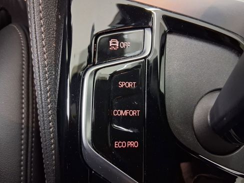 Certified 2023 BMW 540i w/ M Sport Package image 31