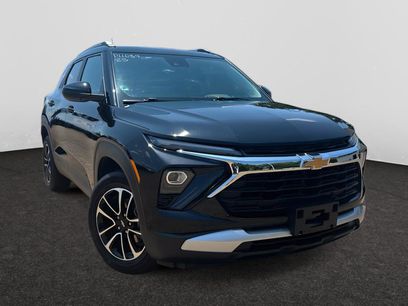 Used 2025 Chevrolet TrailBlazer LT w/ Driver Confidence Package