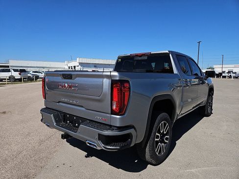 New 2026 GMC Sierra 1500 AT4 w/ Technology Package image 5