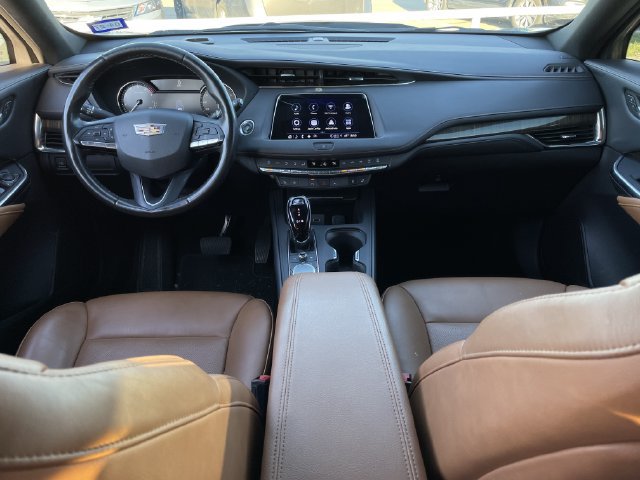 Used 2023 Cadillac XT4 Premium Luxury FWD image 10
