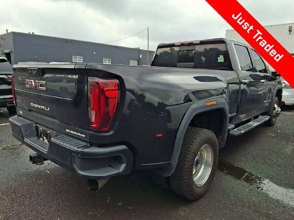 Used 2023 GMC Sierra 3500 Denali w/ Denali Ultimate Package AWD/4WD image 6