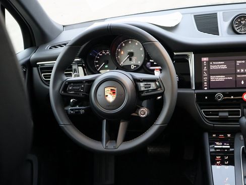 New 2026 Porsche Macan S image 20