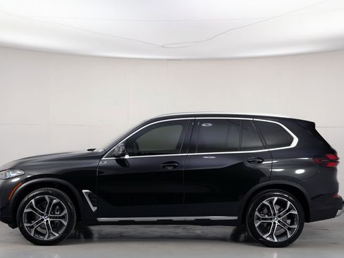 Used 2024 BMW X5 sDrive40i w/ Premium Package image 58