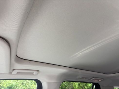 Used 2022 Ford Expedition Max XLT image 7