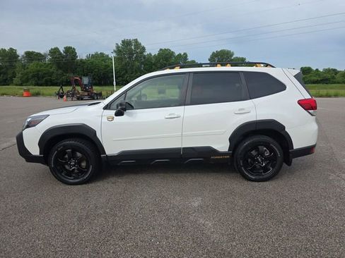 Used 2023 Subaru Forester Wilderness w/ Wilderness Package AWD/4WD image 10