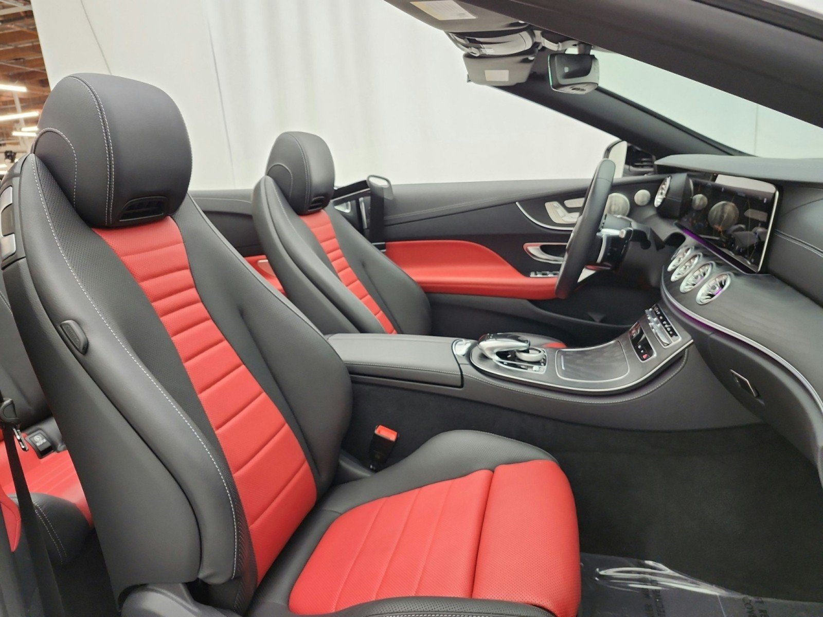 Used 2023 Mercedes-Benz E 450 Cabriolet image 19
