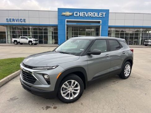 New 2026 Chevrolet TrailBlazer LS image 2