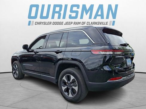 Used 2023 Jeep Grand Cherokee 4WD 4xe image 4