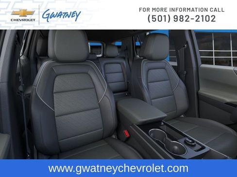 New 2026 Chevrolet Equinox LT w/ Convenience Package II FWD image 16
