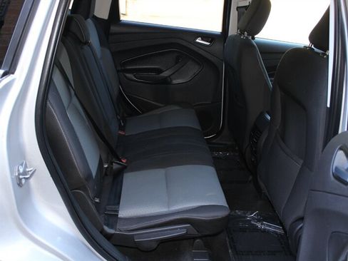 Used 2018 Ford Escape SE w/ Ford Safe & Smart Package AWD/4WD image 16