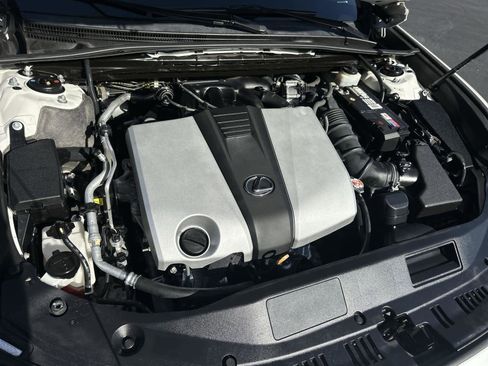 Used 2019 Lexus ES 350 w/ Premium Package image 9