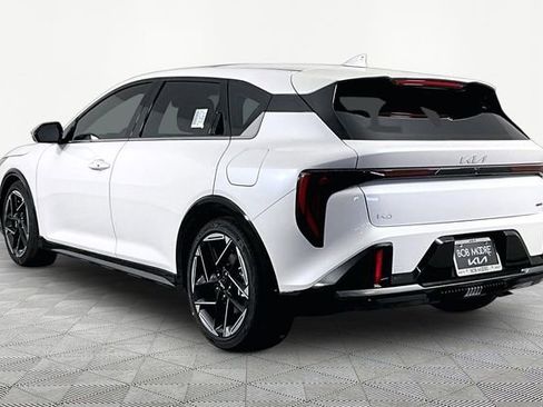 New 2026 Kia K4 GT-Line FWD image 4