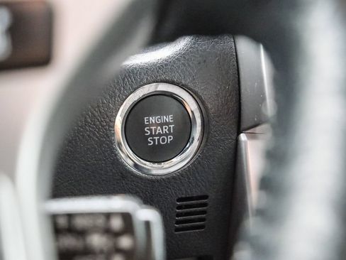 Used 2024 Toyota 4Runner Limited AWD/4WD image 62