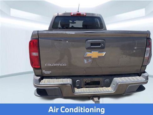 Used 2016 Chevrolet Colorado W/T w/ WT Convenience Package RWD image 8
