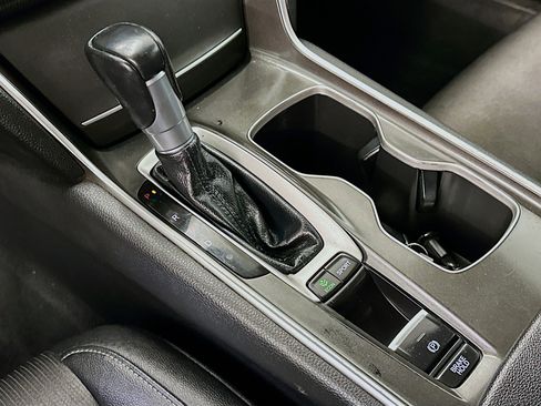 Used 2020 Honda Accord Sport image 24