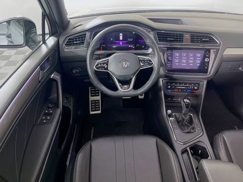 Used 2022 Volkswagen Tiguan SE R-Line FWD image 23