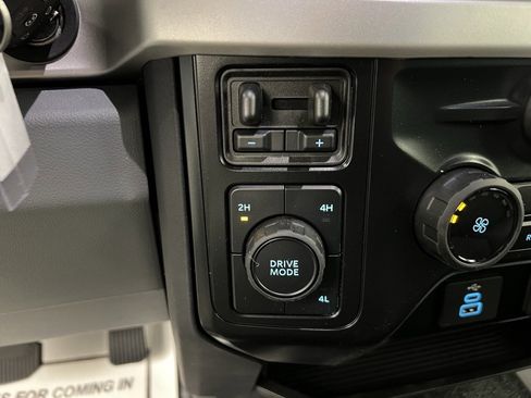 New 2026 Ford F450 XL w/ XL Chrome Package image 14