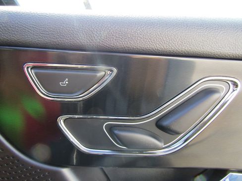 Used 2025 Lincoln Corsair Grand Touring w/ Equipment Group 301A AWD/4WD image 19