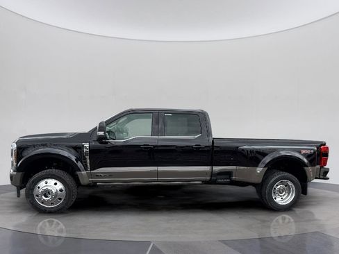 Used 2026 Ford F450 King Ranch w/ FX4 Off-Road Package image 2
