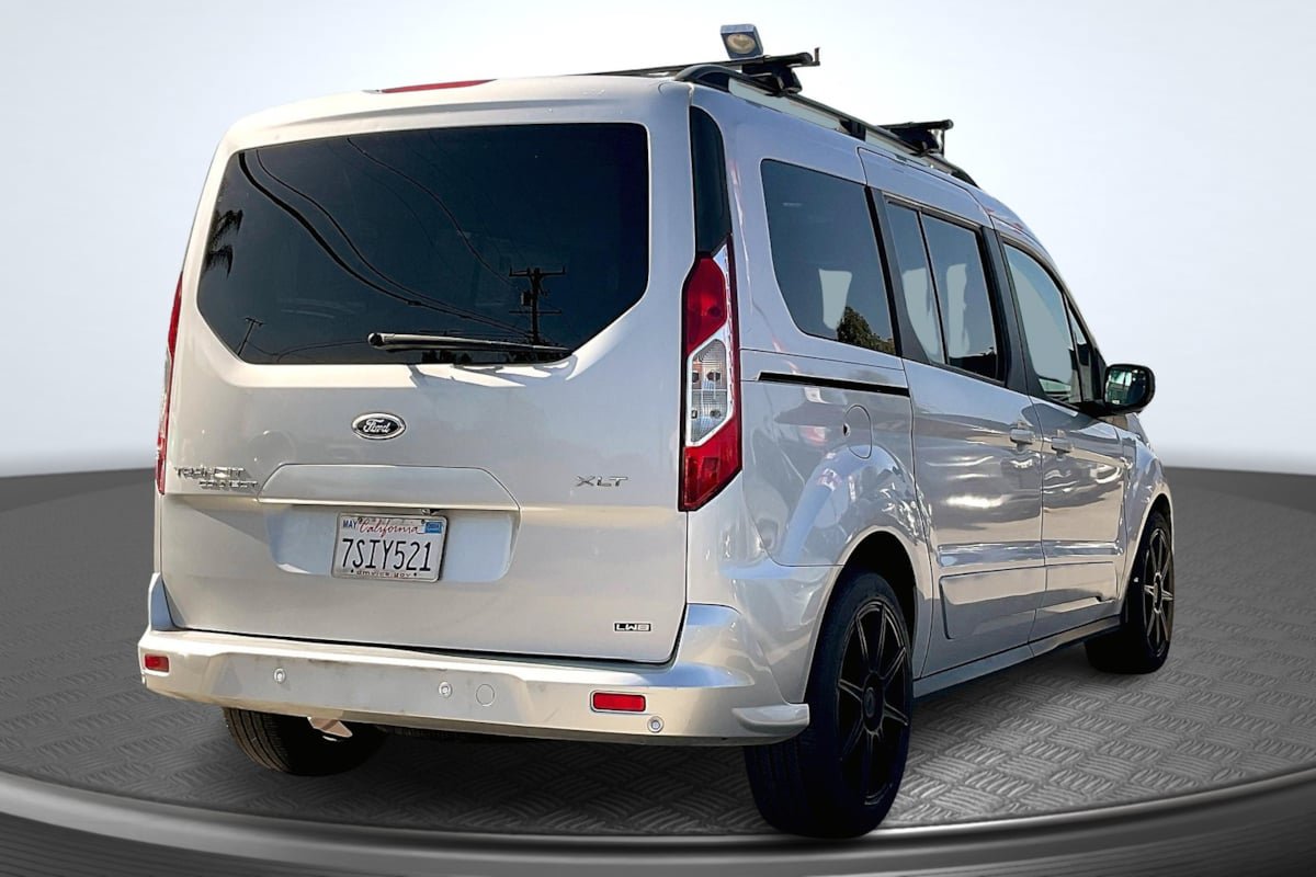 Used 2016 Ford Transit Connect XLT FWD image 10