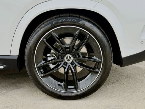 New 2026 Mercedes-Benz GLE 580 4MATIC image 17