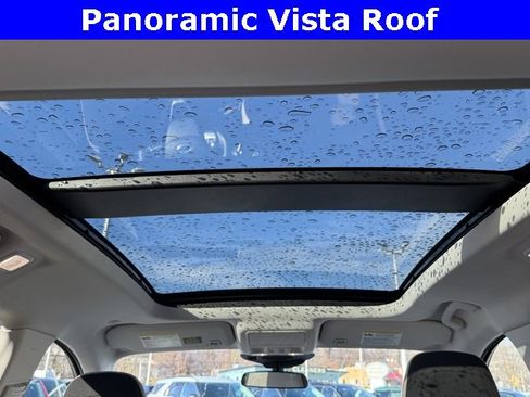 Certified 2022 Ford Escape SE w/ SE Sport Appearance Package image 4