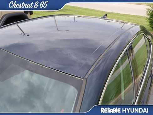 Used 2019 Toyota Camry XLE FWD image 14
