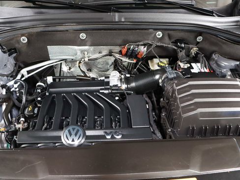 Used 2023 Volkswagen Atlas Cross Sport SEL Premium R-Line AWD/4WD image 33
