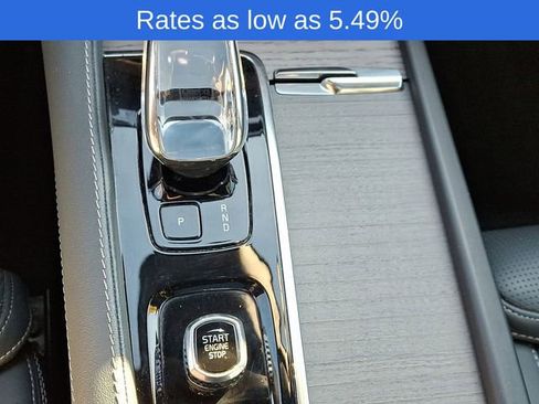 Certified 2023 Volvo XC90 B6 Ultimate w/ Lounge Package image 17