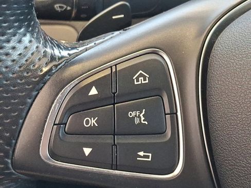 Used 2018 Mercedes-Benz C 300 4MATIC Sedan image 24