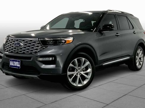 Used 2021 Ford Explorer Platinum w/ Equipment Group 601A AWD/4WD image 2