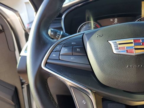Used 2023 Cadillac XT5 Luxury FWD image 28