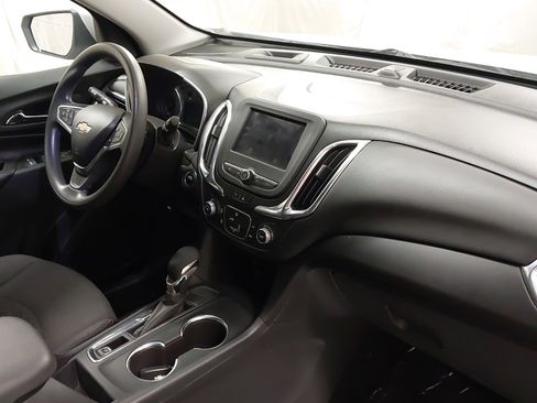 Used 2022 Chevrolet Equinox LT image 29