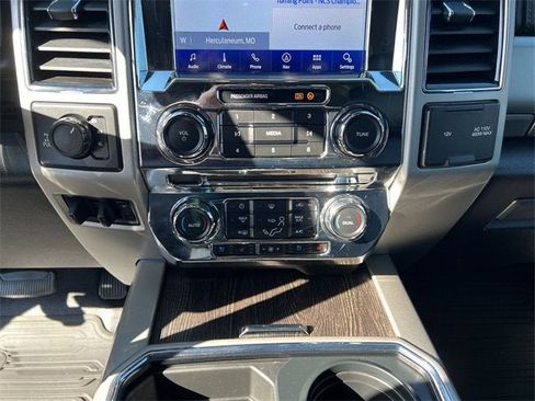 Used 2021 Ford F350 Lariat w/ Chrome Package image 18