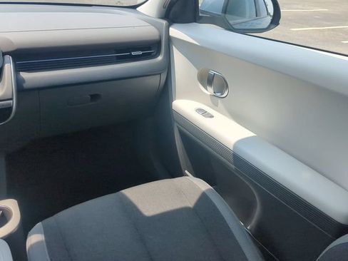 Used 2024 Hyundai Ioniq 5 SEL RWD image 16