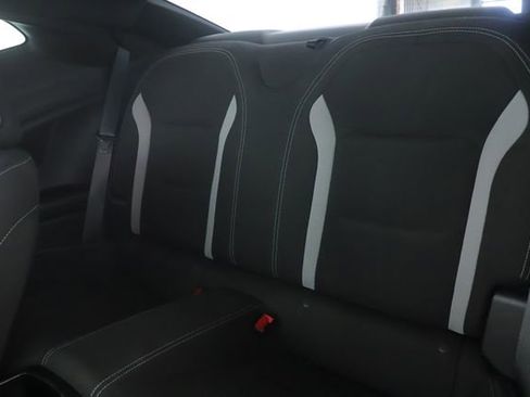 Used 2021 Chevrolet Camaro LT w/ Technology Package image 23