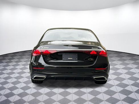 Used 2024 Mercedes-Benz E 350 4MATIC Sedan image 10