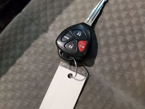 Used 2009 Toyota Camry image 30