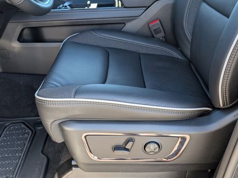 New 2026 RAM 1500 Limited AWD/4WD image 8