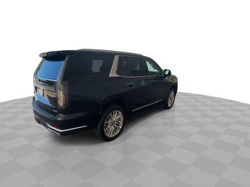 Certified 2025 Cadillac Escalade Premium Luxury AWD/4WD image 8