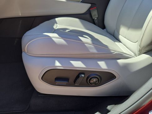 Used 2022 Jeep Grand Cherokee L Overland RWD image 17