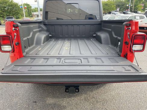 Used 2022 Jeep Gladiator Sport AWD/4WD image 10